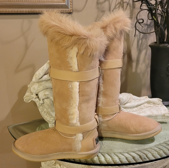 Australia Luxe Collective Tsar Tall Sheepskin Boots in Sand size 9 #415 - Picture 14 of 17